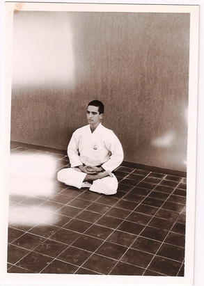 Il M° Catagna ha insegnato Yoga negli anni '70